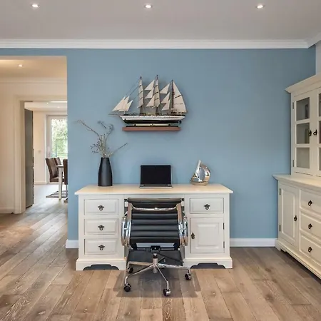 Villa Lotsenhäuser Rügen - Luxus - 3 Schlafzimmer - Sauna - Dachterrasse Mit Boddenblick Breege