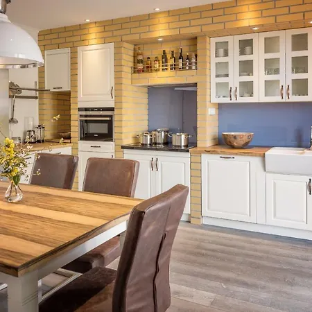 Villa Lotsenhäuser Rügen - Luxus - 3 Schlafzimmer - Sauna - Dachterrasse Mit Boddenblick