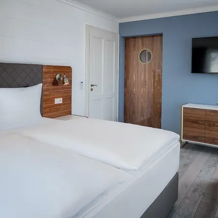 Villa Lotsenhäuser Rügen - Luxus - 3 Schlafzimmer - Sauna - Dachterrasse Mit Boddenblick *