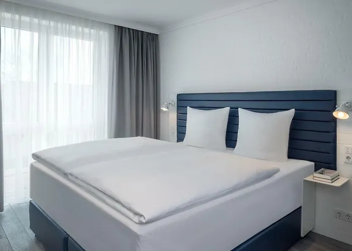 Lotsenhaeuser Ruegen - Luxus - 3 Schlafzimmer - Sauna - Dachterrasse Mit Boddenblick Breege